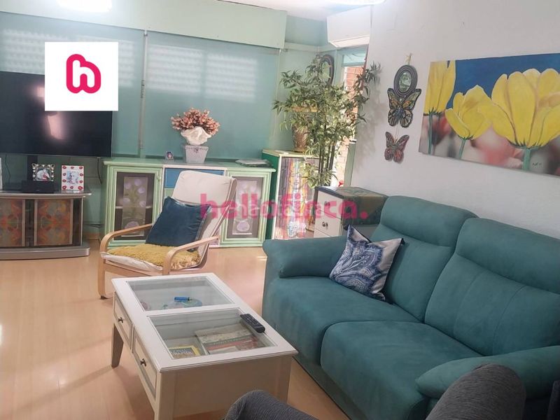 Foto 6a98f767-5e21-4d26-836c-789fdfd98dd3. Pis amb calefacció aparcament piscina a Juzgados - Plaza de Toros Benidorm