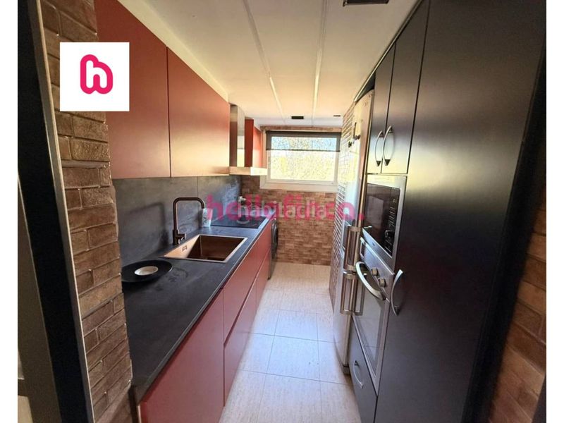 Foto bd234d22-4e9a-41e1-9fa2-dba4df7cd37a. Pis amb calefacció a Congost-Santa Caterina Manresa