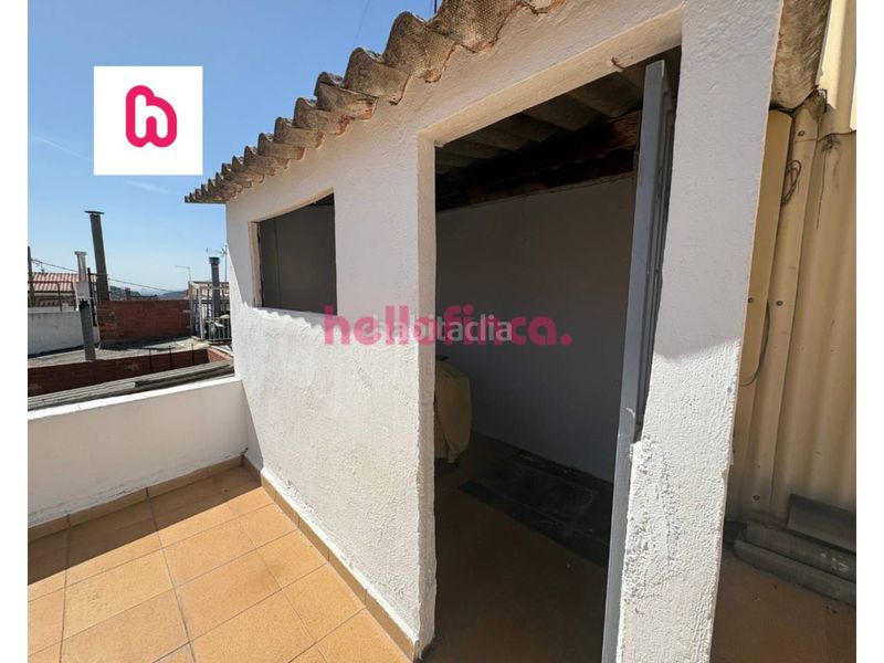 Foto 1c99418f-8526-4dff-863e-4d97366e9a58. Casa amb calefacció aparcament a Viladecavalls