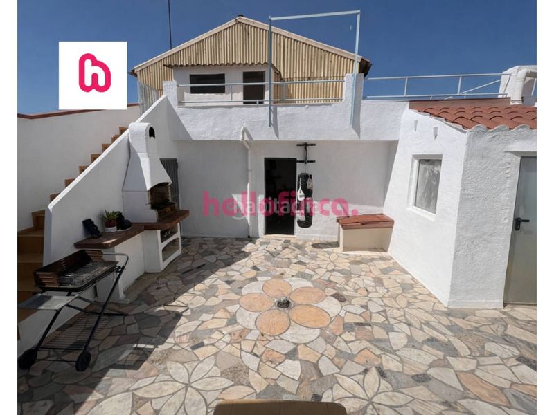 Foto f55f8740-2f3e-4526-ab51-6dac39d27523. Casa amb calefacció aparcament a Viladecavalls