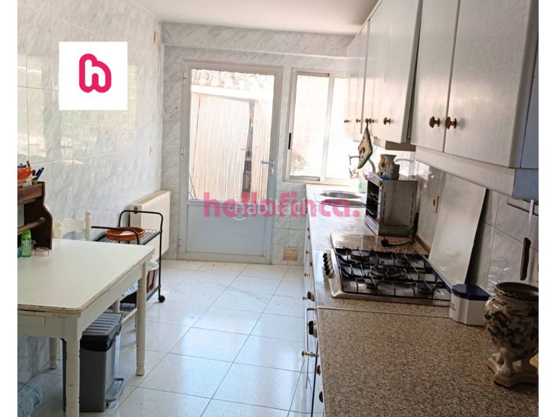 Foto 51453dd2-9abe-40af-ad55-daad39f146d6. Casa amb calefacció a Confrides