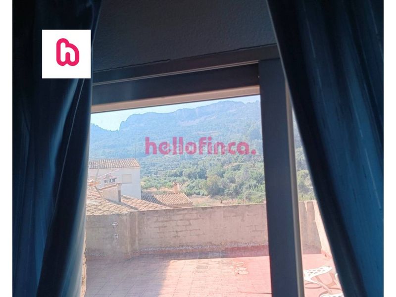 Foto 612e6d15-4a4a-4574-8342-4a9b403a80b1. Casa amb calefacció a Confrides