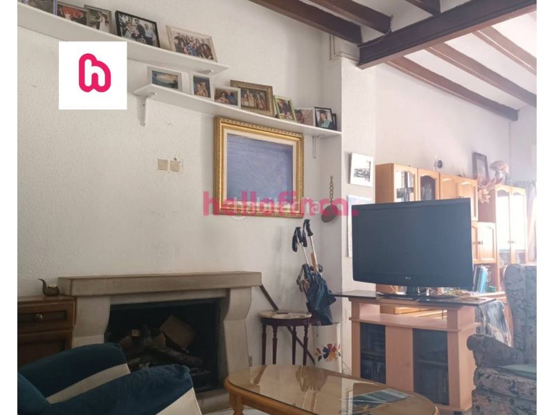 Foto 918fcb64-aa23-43f7-9ab9-773169beddeb. Casa amb calefacció a Confrides