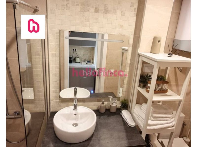 Foto 0fb48fec-38e0-4617-8198-488ee46fe47a. Pis amb aparcament piscina a Casco Antiguo - Sta. Cruz - Ayuntamiento Alicante