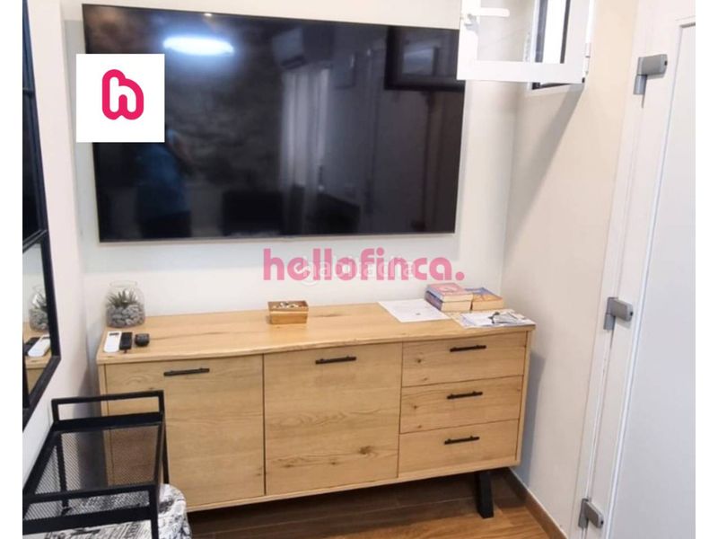 Foto bd2a6c1c-e691-430c-8537-54571dc47257. Pis amb aparcament piscina a Casco Antiguo - Sta. Cruz - Ayuntamiento Alicante