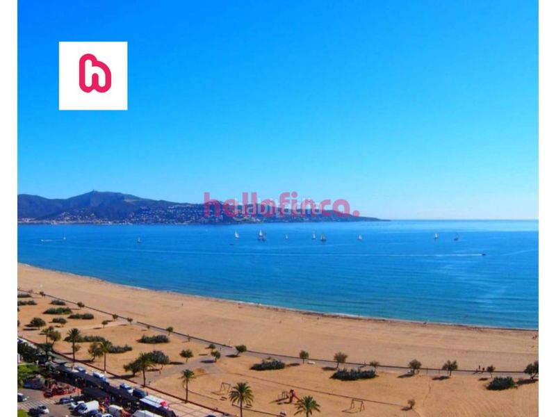 Foto 4709d413-228f-4b83-b6a3-676304e309bf. Casa adossada amb calefacció aparcament piscina a Empuriabrava