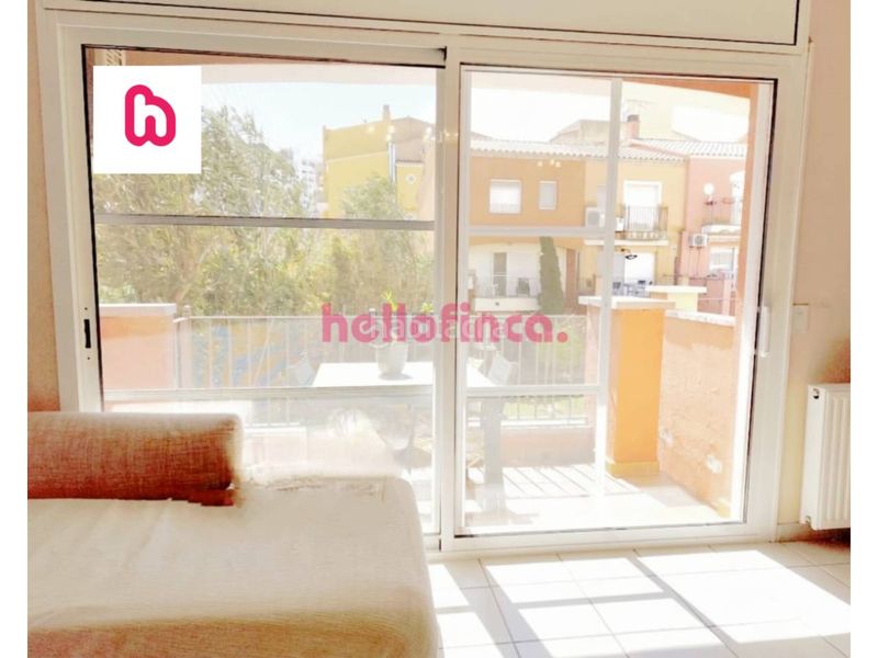 Foto c1126d42-aa8c-4ece-aaa3-7d59a88b0aab. Casa adossada amb calefacció aparcament piscina a Empuriabrava