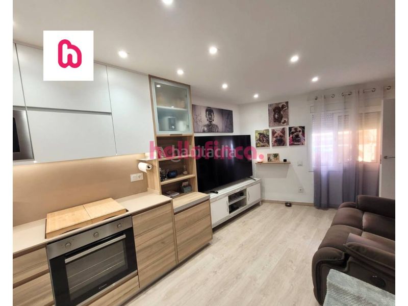 Foto b6056533-b7d1-42ef-b6cd-074f5d55124f. Piso  a la venta maresme, barcelona barrio de la Cirera parte alta en Mataró