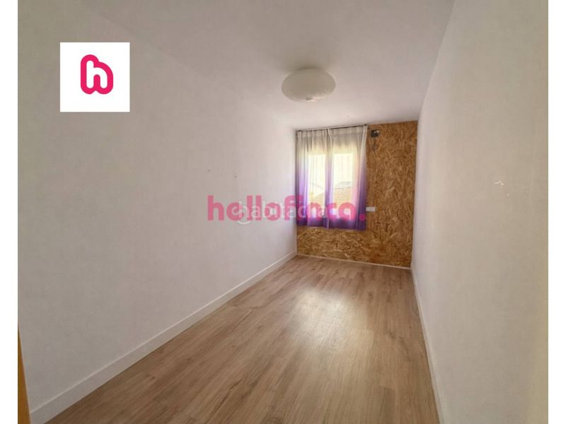 Foto 3fce6e8d-78d5-4534-8290-421e16fe98a7. Casa adossada a Ullastrell