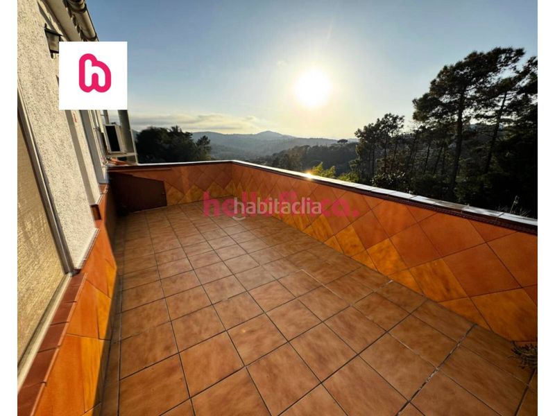 Foto 49f87dbe-3739-4b9e-89e4-f3a1bd3c64a2. Xalet amb calefacció aparcament a Aiguaviva Parc Vidreres