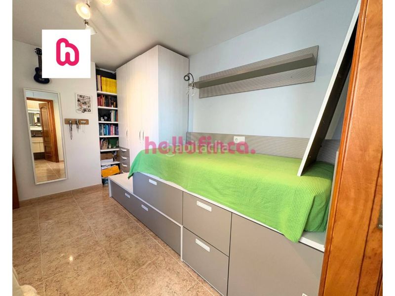Foto 08fcdd0f-b10d-4398-8588-52a0eaef2530. Dúplex  a la venta en el centro en Malgrat de Mar