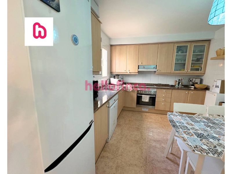 Foto a183257e-fd4c-4dbe-90e4-c0cbeb904bd7. Dúplex  a la venta en el centro en Malgrat de Mar
