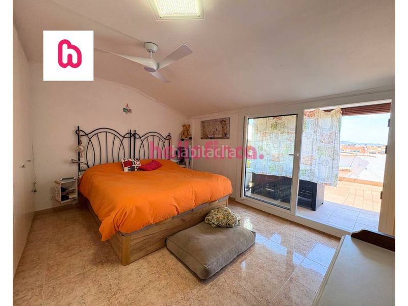 Foto b3ebb444-ec01-438e-bd2d-bb2dcf7fd731. Dúplex  a la venta en el centro en Malgrat de Mar