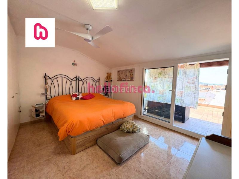 Foto ca090886-2e50-4551-930f-b768010940b6. Dúplex  a la venta en el centro en Malgrat de Mar
