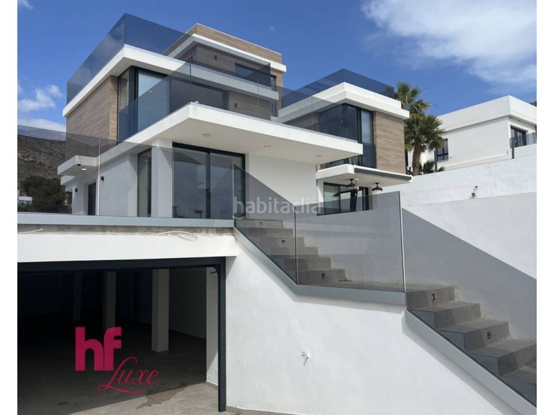 Foto 179af901-4665-4027-803f-4276d71fe119. Xalet amb calefacció aparcament piscina a Golf Bahía Finestrat