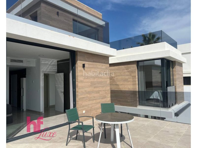 Foto 48321cfb-7c9a-4134-8011-feb51384a3d3. Xalet amb calefacció aparcament piscina a Golf Bahía Finestrat