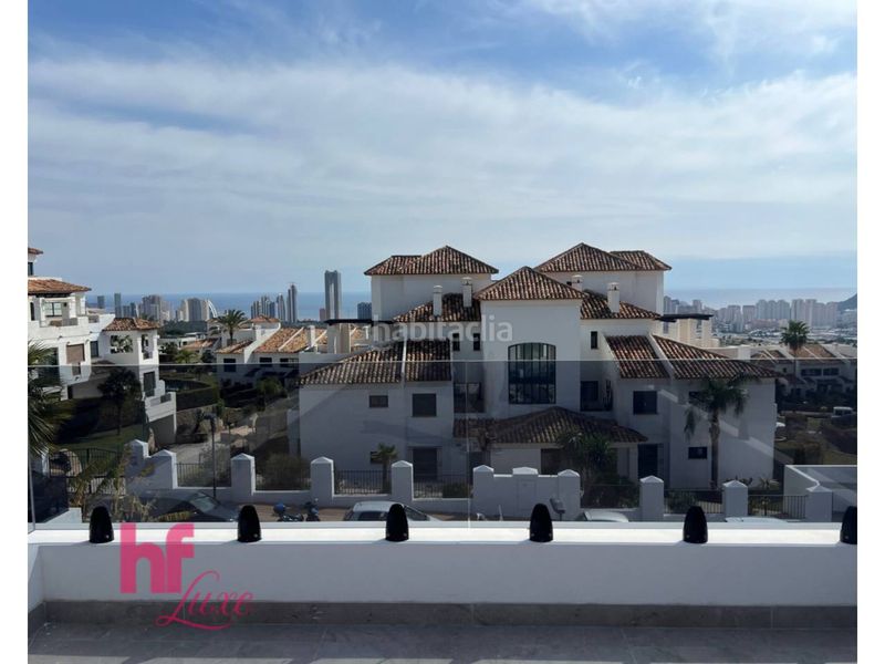 Foto 80a21564-6d7b-4367-b565-7af9c2048a30. Xalet amb calefacció aparcament piscina a Golf Bahía Finestrat