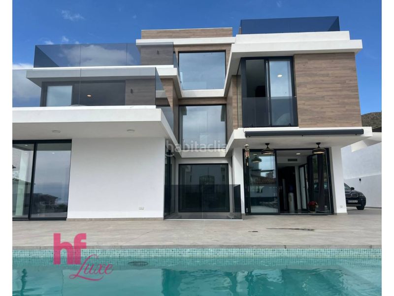 Foto aa3cd241-42d8-419f-bd6c-ae85688968ea. Xalet amb calefacció aparcament piscina a Golf Bahía Finestrat