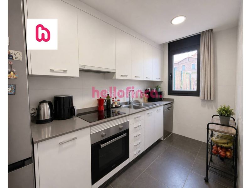 Foto 11f0b9b9-e3ee-4ffb-aaad-27ed706a7b41. Pis amb calefacció aparcament a Prats de Lluçanès