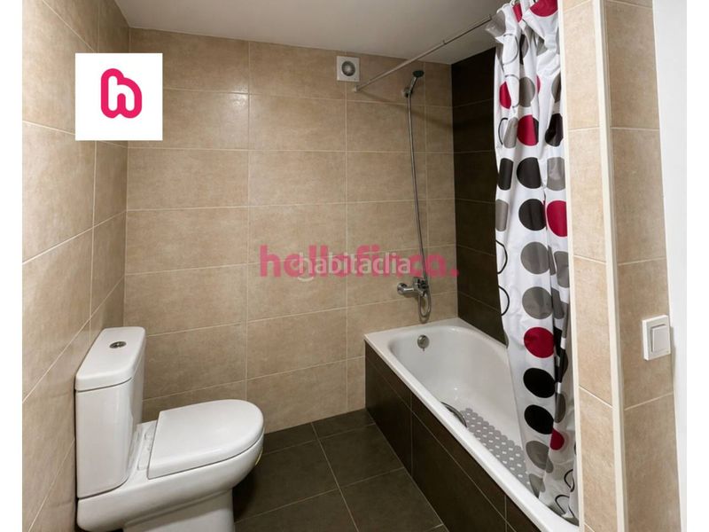 Foto b37f0a98-79bc-4e54-a67d-1170787e4e9c. Pis amb calefacció aparcament a Prats de Lluçanès