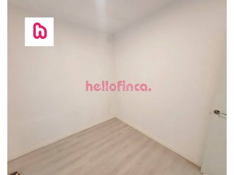 Foto 05752979-1c91-4499-990a-7366108e1a53. Pis amb calefacció a Roquetes Barcelona