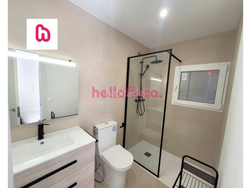 Foto ceef6d33-a2cd-49e6-9b65-76f41b204462. Pis amb calefacció a Roquetes Barcelona