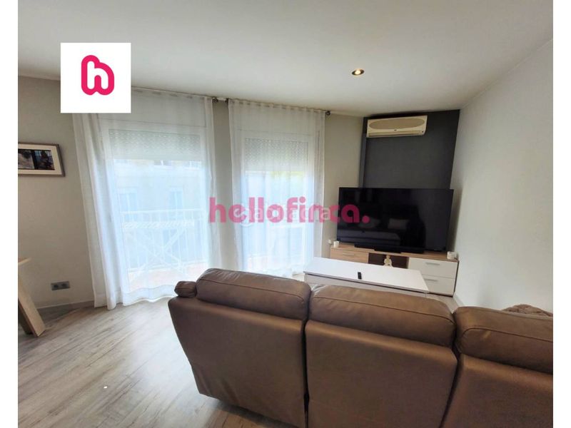 Foto 35422749-a62c-430f-8a85-b5de4068e0c5. Pis amb calefacció a Centre Igualada