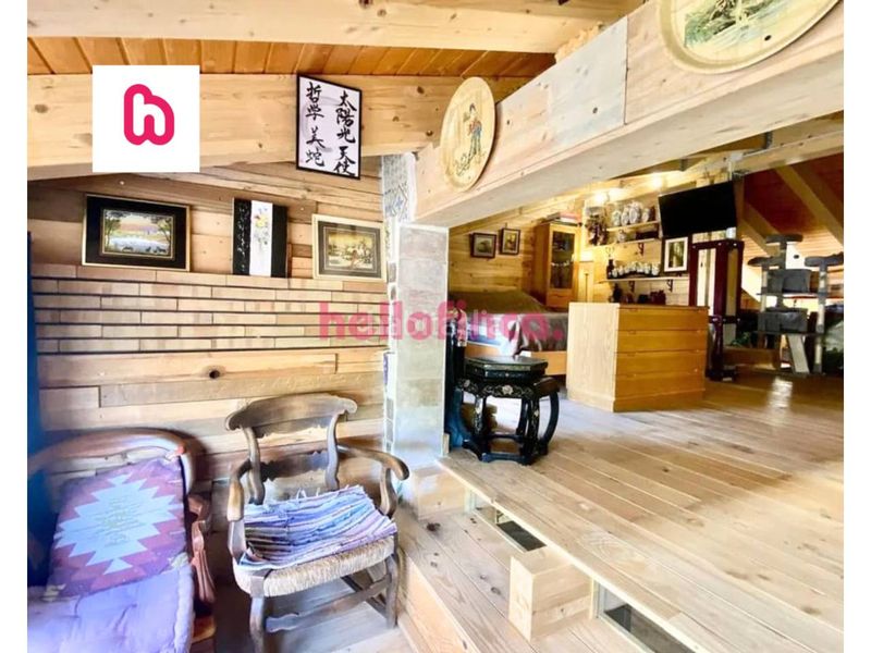 Foto b351a9a4-91ce-434e-87a2-5adb3537b60e. Dúplex amb calefacció a Sant Joan les Fonts