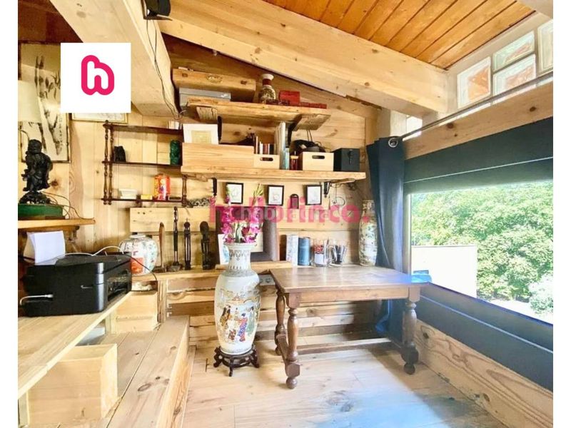 Foto de9ab2e8-e44c-4a94-b49e-0e21ee913ff6. Dúplex amb calefacció a Sant Joan les Fonts