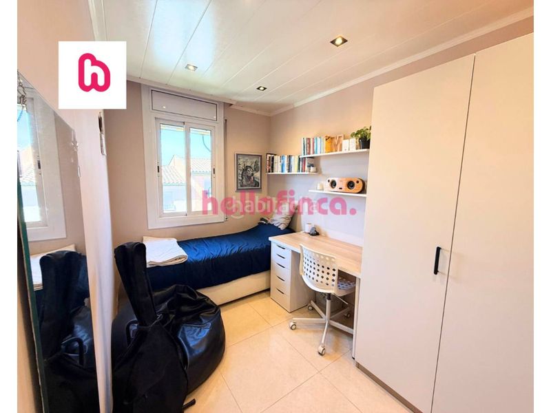 Foto 5079b65c-fa9c-422f-987a-04294f44d8f4. Casa adossada amb calefacció aparcament a Bufalà Badalona