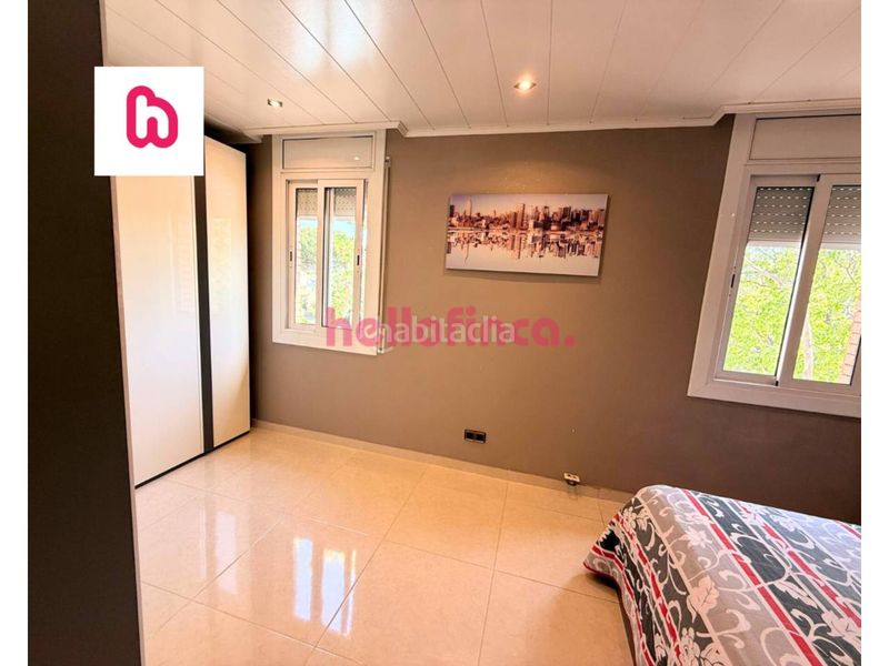 Foto 6a5ace5c-67ca-4a43-9aba-d91fc893c821. Casa adossada amb calefacció aparcament a Bufalà Badalona