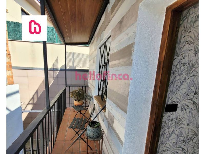 Foto 980fb9eb-1897-454d-85a8-0d57b9939478. Dúplex amb calefacció a Palafolls