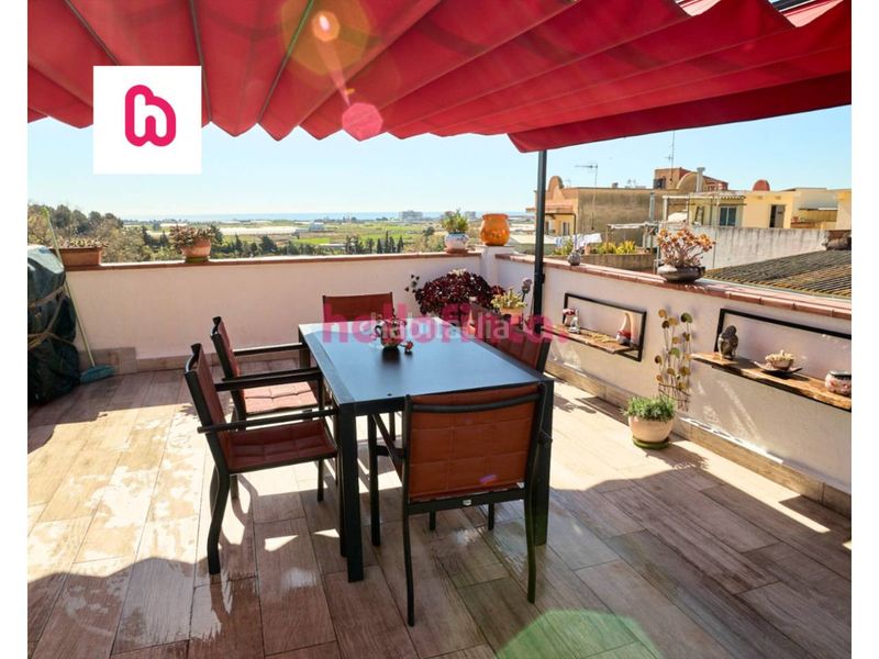 Foto c2c1cf6d-f57b-462b-af5a-4f3e04779c09. Dúplex amb calefacció a Palafolls