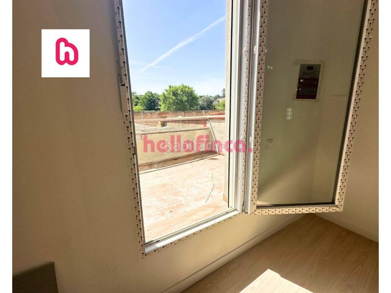 Foto f925148b-2f29-4f4c-8669-ad7f03464c08. Pis a Congost-Santa Caterina Manresa