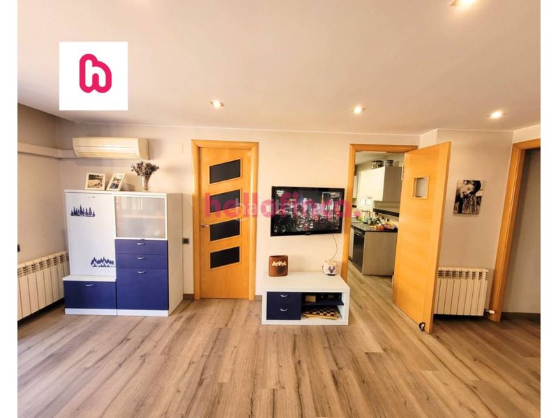 Foto 5da549ff-23fd-4a6f-8027-dfd36be305b3. Pis amb calefacció a Teià