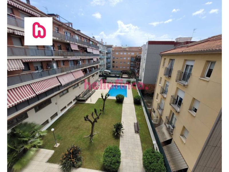 Foto d4a991a4-4af1-471a-ac16-318c8fbb07d6. Pis amb calefacció piscina a Centre Pineda de Mar