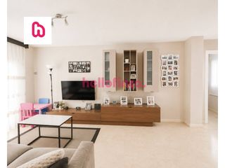 Attique  Calle sant jordi. D�plex con 2 balcones, 4 habitaciones y gran luminosidad en ca n