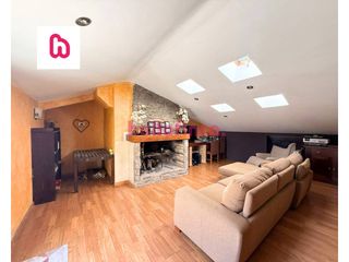 Duplex  Calle puente. Amplio dúplex exterior con terraza y sala polivalente en sant ma