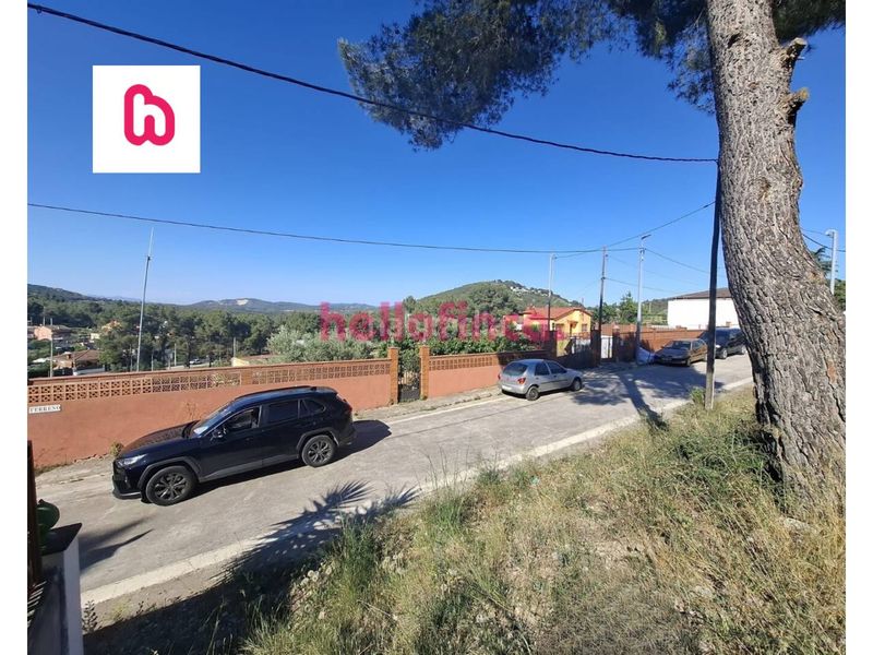 Foto 5c532779-7590-4c72-9197-d5c51be7d441. Finca rústica a calle gavà 7 a Canyelles