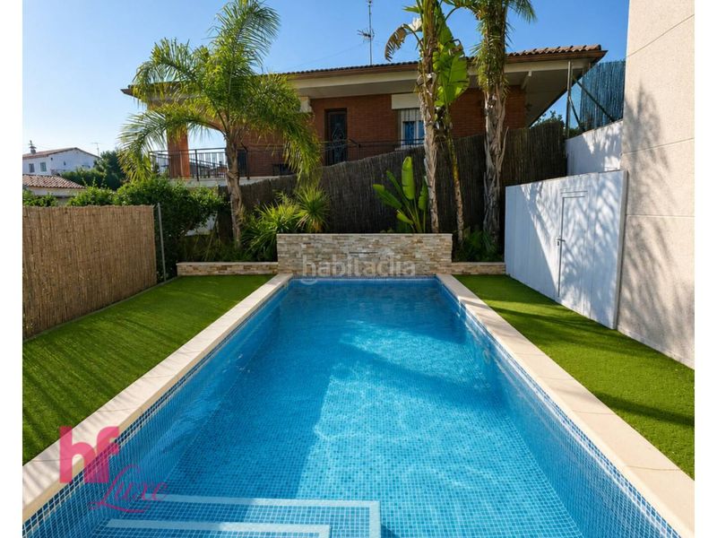Foto 1ee77de2-786d-4456-ae7d-7e952fe8d0fb. Xalet amb calefacció aparcament piscina a Lliçà d´Amunt