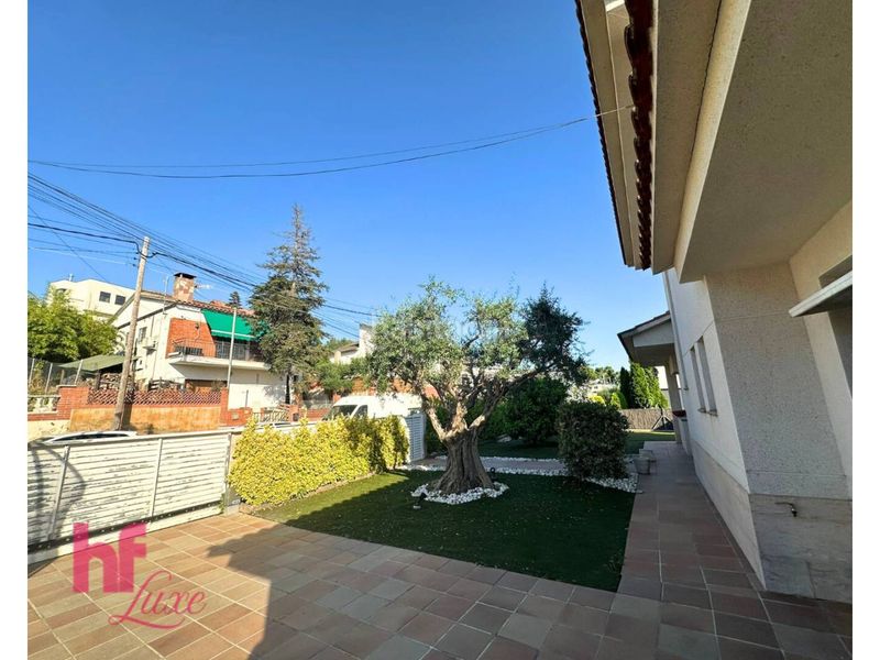 Foto af2b85ce-0d93-4a70-8ed5-06a77968f862. Xalet amb calefacció aparcament piscina a Lliçà d´Amunt