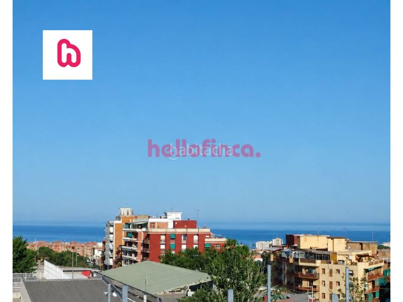 Foto fa9b6276-6693-445c-8d71-cad4e05a03dd. Àtic amb calefacció a Lloreda Badalona