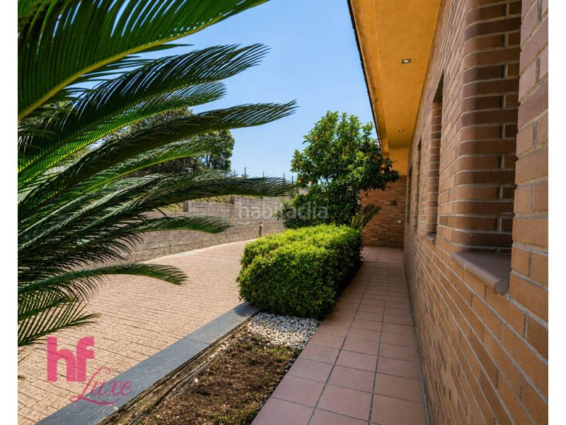 Foto c8921460-34eb-4753-8955-5284f4e72b1a. Xalet amb calefacció aparcament piscina a Lliçà de Vall