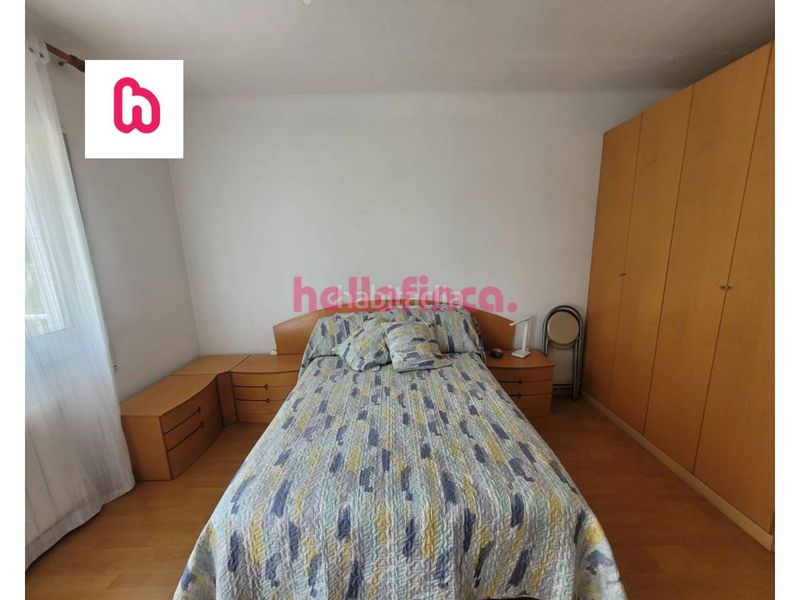 Foto d0251760-6b3a-43b2-ae8d-7a0d7680a8c1. Xalet amb calefacció aparcament piscina a Can Rial Esparreguera