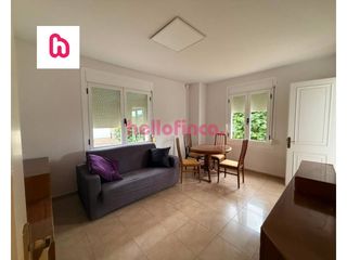 Appartamento  Calle colegio viladomiu vell. Piso reformado con balc�n y parking en col�nia viladomiu vell  g