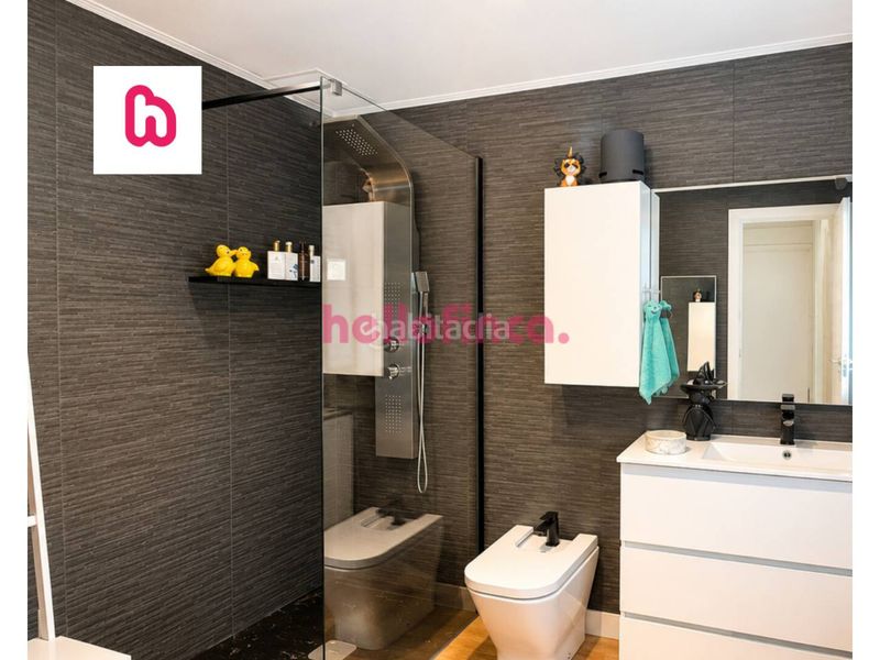 Foto ad00debf-eb6d-46d2-b235-ae8dcd4bffd0. Casa adossada amb calefacció aparcament piscina a Vendrell (El)