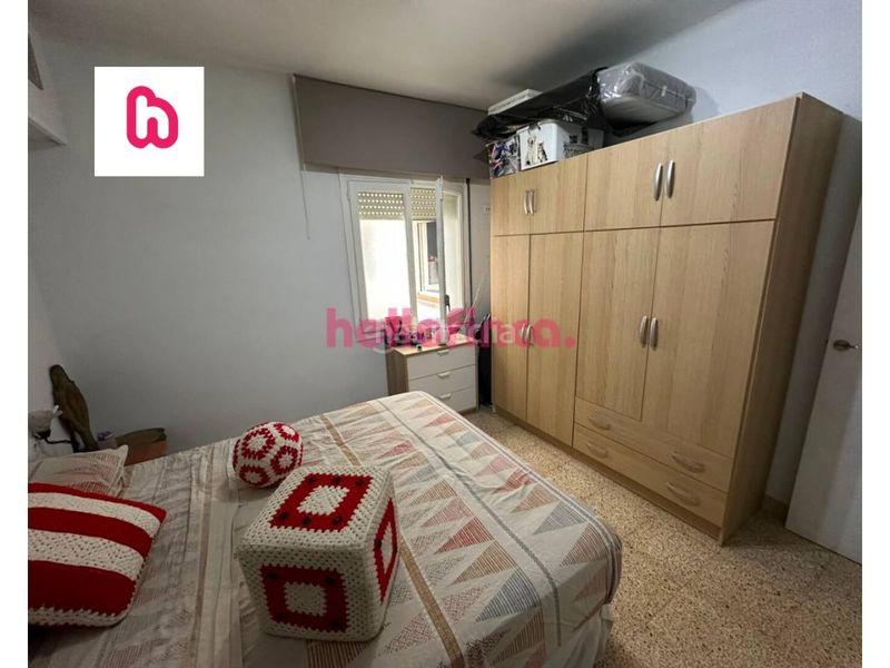 Foto f8909b27-8e03-4c11-a18b-c48facb2de9a. Pis a Puig-reig