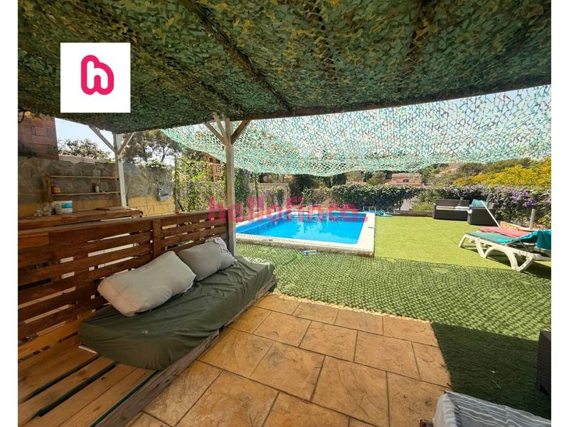 Foto b389894a-f708-43ec-b491-bfbef571e3e5. Casa amb calefacció aparcament piscina a Can Lloses - Can Marcer Sant Pere de Ribes