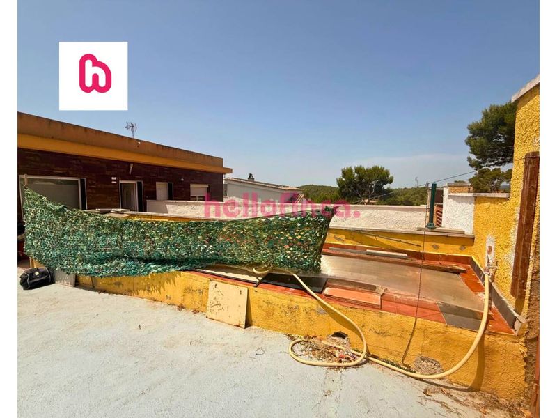 Foto ca37a029-adc6-40d3-b3e3-b37fc974a4f7. Casa amb calefacció aparcament piscina a Can Lloses - Can Marcer Sant Pere de Ribes
