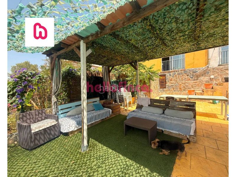 Foto fe36c7db-6a78-419d-80a7-867f542efc21. Casa amb calefacció aparcament piscina a Can Lloses - Can Marcer Sant Pere de Ribes